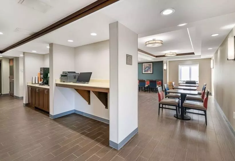 호텔 Comfort Inn Airport