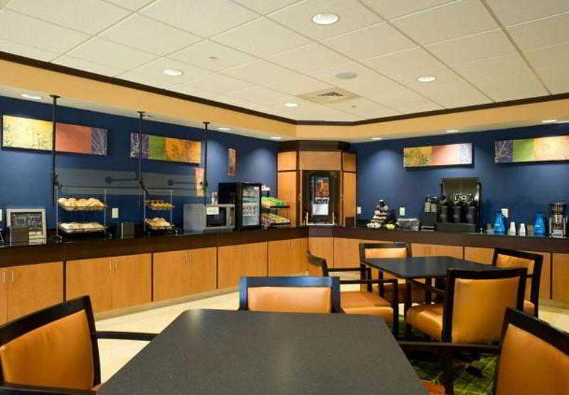 Отель Fairfield Inn And Suites By Marriott Gadsden
