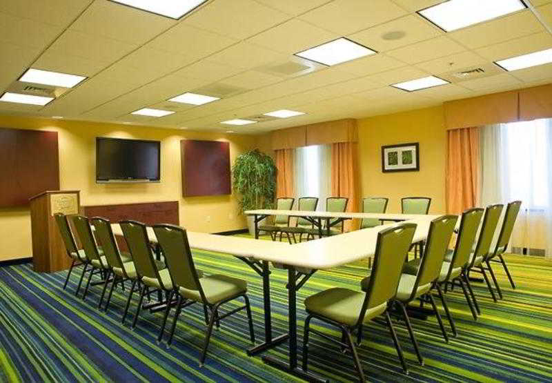 Отель Fairfield Inn And Suites By Marriott Gadsden