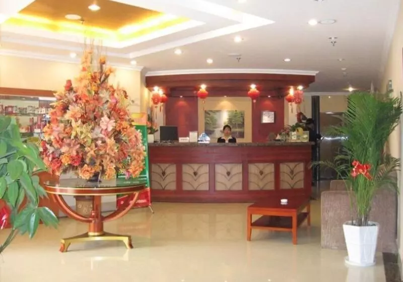 Отель Green Tree Inn Zhenjiang Zhongyang Street Rt Mart
