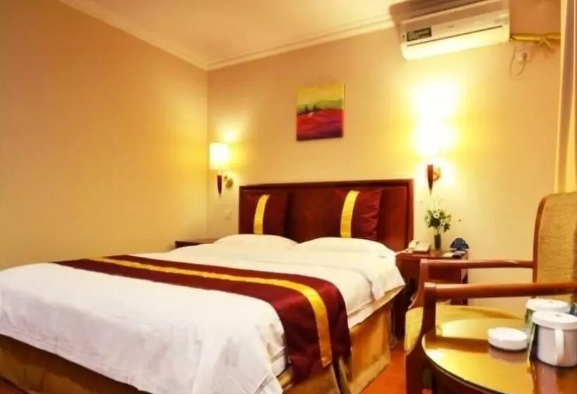 Отель Green Tree Inn Zhenjiang Zhongyang Street Rt Mart