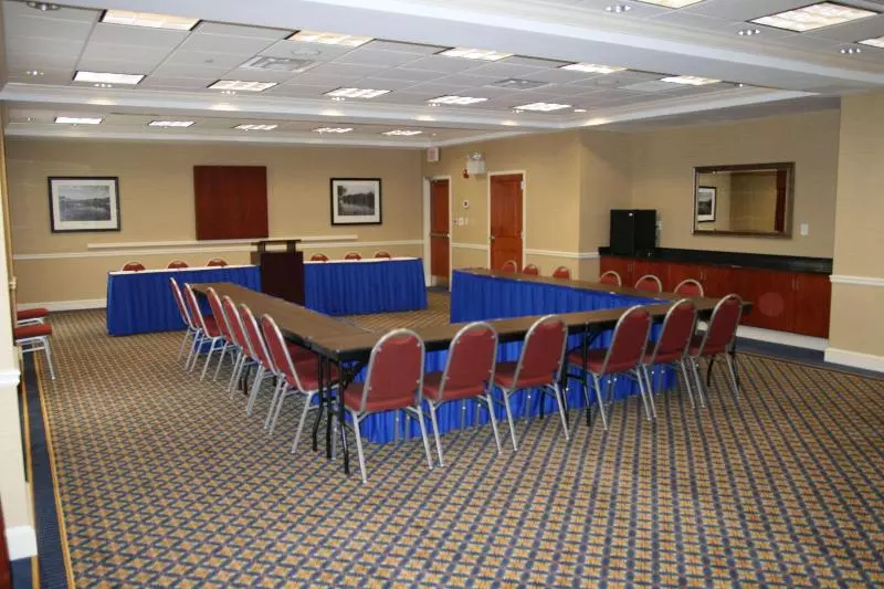 호텔 Hampton Inn & Suites Lanett West Point