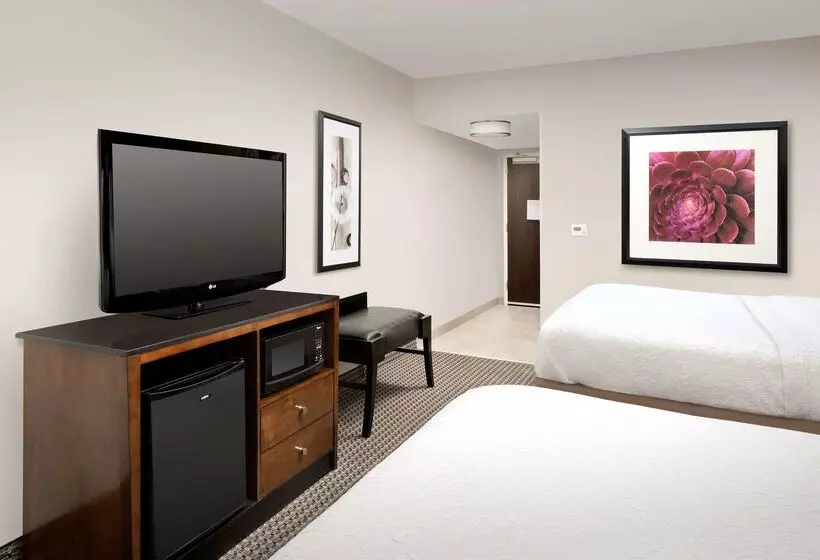 Отель Hampton Inn & Suites Tupelo/barnes Crossing