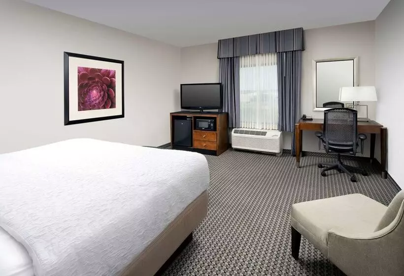 Отель Hampton Inn & Suites Tupelo/barnes Crossing