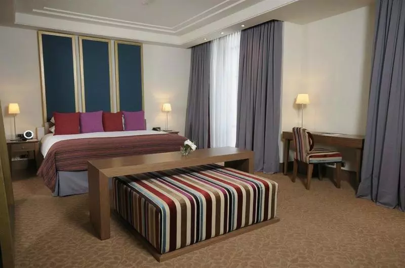 هتل Hesperia Wtc Valencia