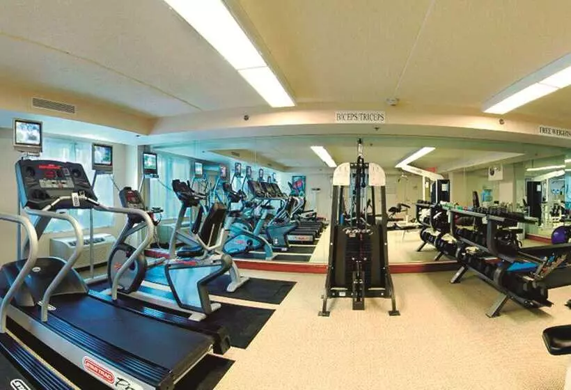 호텔 Hilton Garden Inn Oklahoma City Midtown