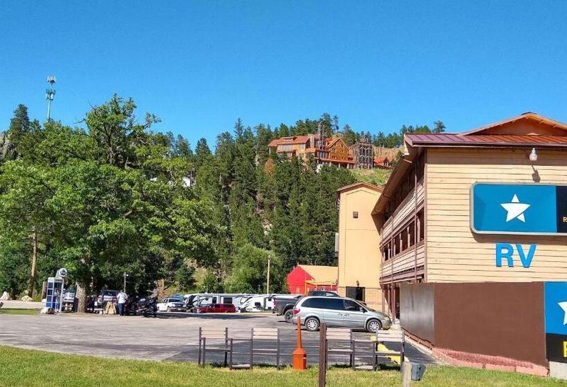 Hotel Magnuson Grand Rushmore View