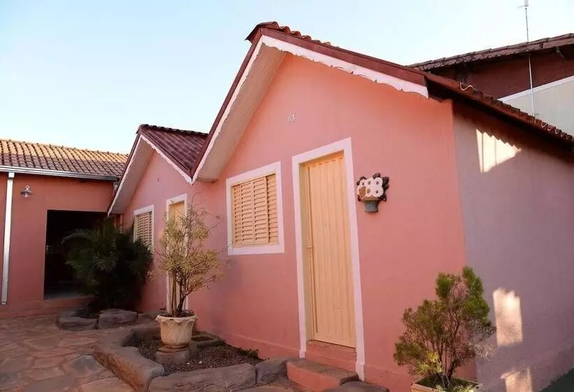 בית מלון כפרי Pousada Ln