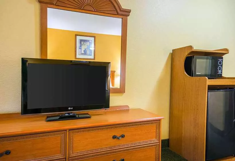 酒店 Quality Inn & Suites Franklin