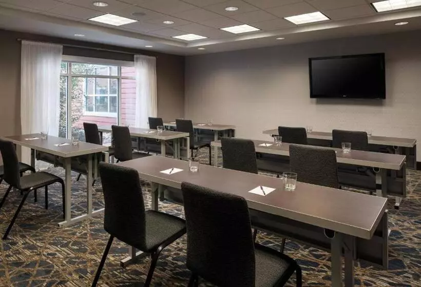 בית מלון כפרי Residence Inn Glenwood Springs