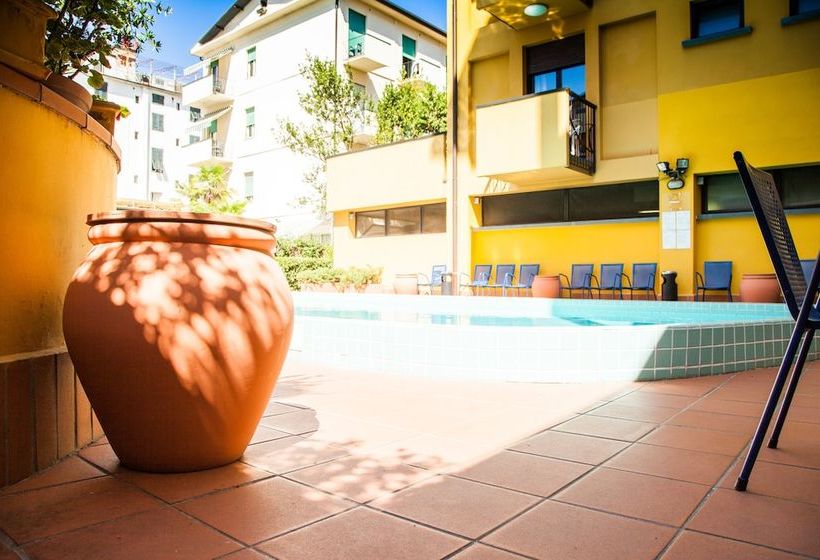 فندق Royal Palace