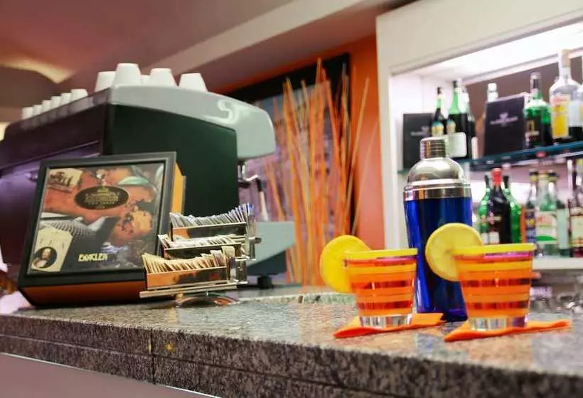 Отель Royal Palace