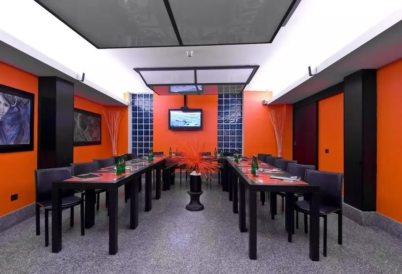 Отель Royal Palace