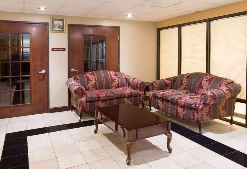 ホテル Super 8 By Wyndham Indianola