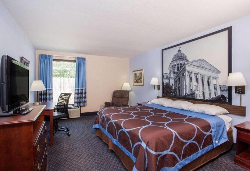 Отель Super 8 By Wyndham Indianola