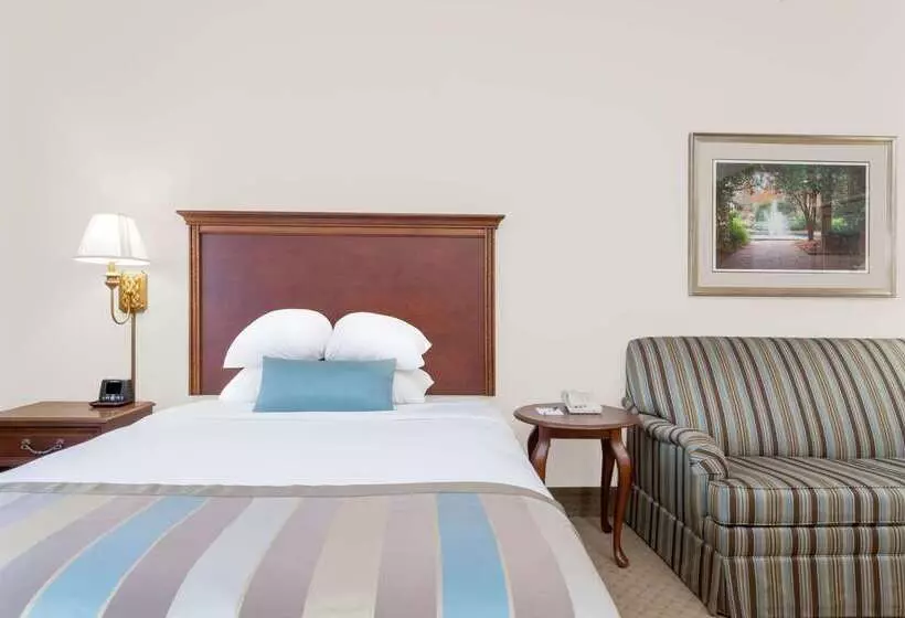 ホテル Wingate By Wyndham Columbia / Lexington