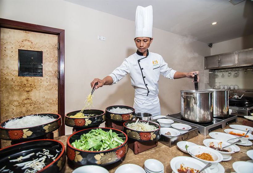 فندق Herman International