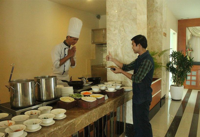 فندق Herman International