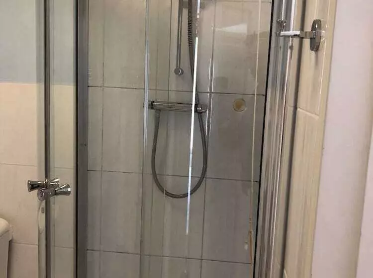 مبيت وإفطار Park Farm