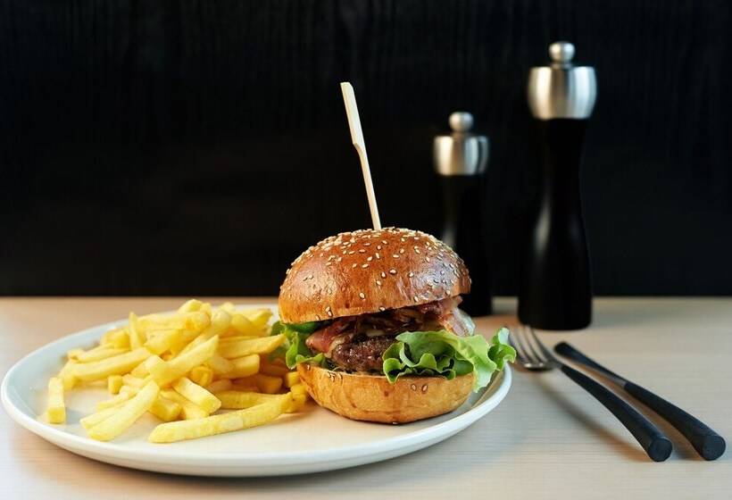 Отель Forum   Das Business & Lifestyle