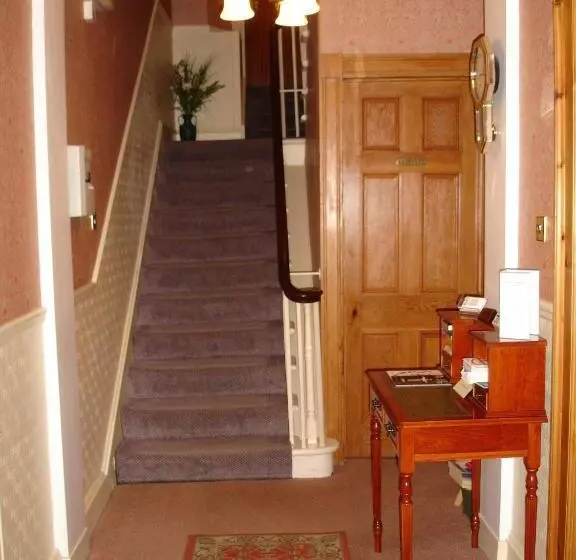 Hotel Butlers Guest House