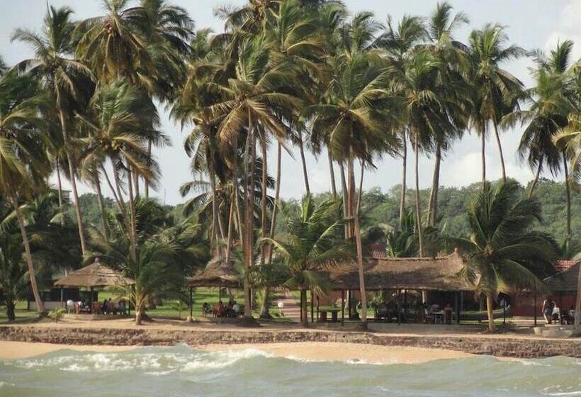 ホテル Coconut Grove Beach Resort