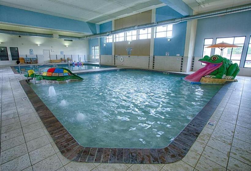 هتل Courtyard Fargo Moorhead, Mn