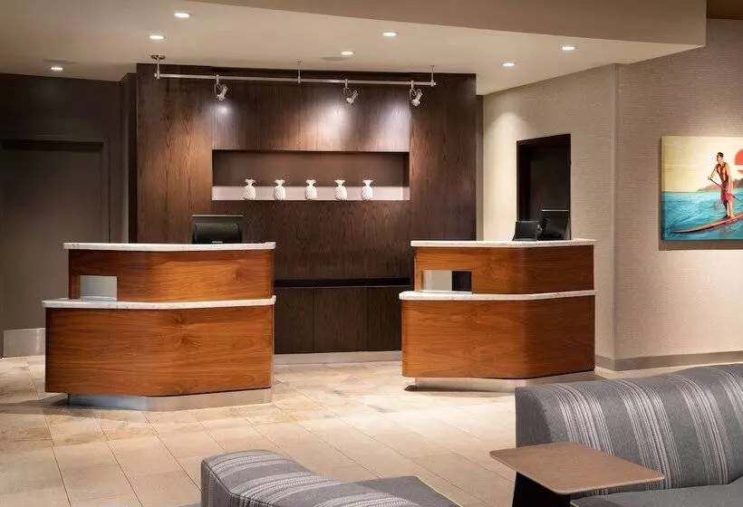 فندق Courtyard By Marriott Maui Kahului Airport