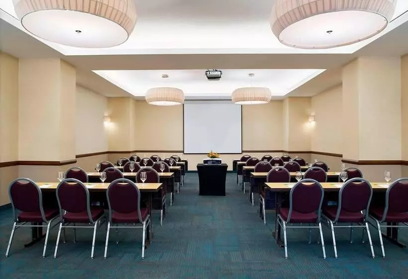 ホテル Courtyard By Marriott Mexico City Airport