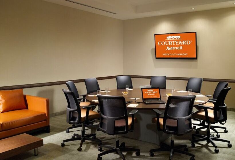 هتل Courtyard By Marriott Mexico City Airport
