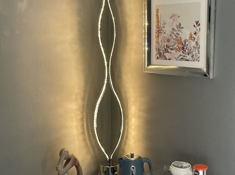 فندق Da Vinci Guest House Gatwick