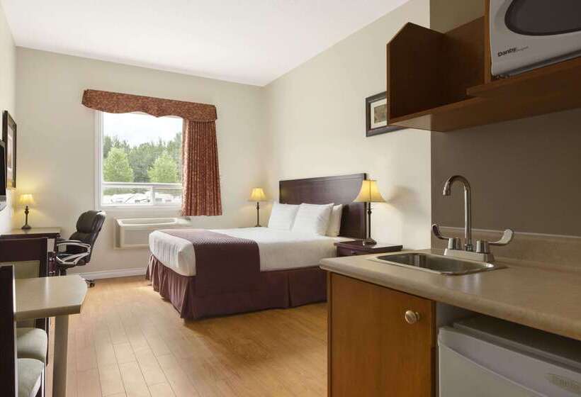 Szálloda Days Inn By Wyndham Chetwynd