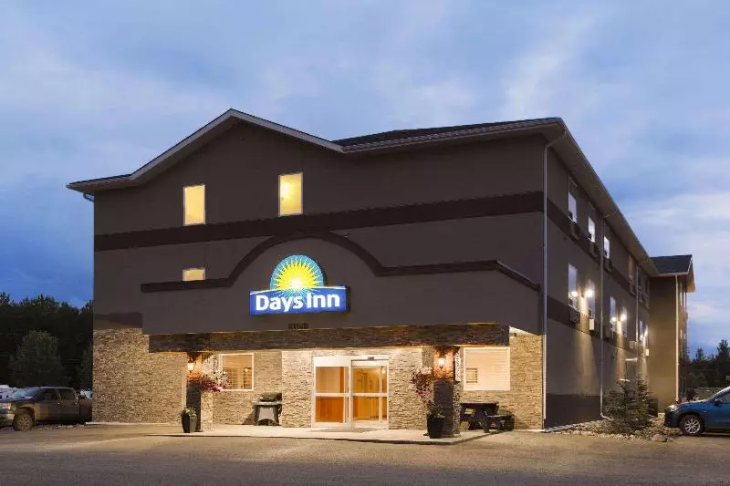 호텔 Days Inn By Wyndham Chetwynd