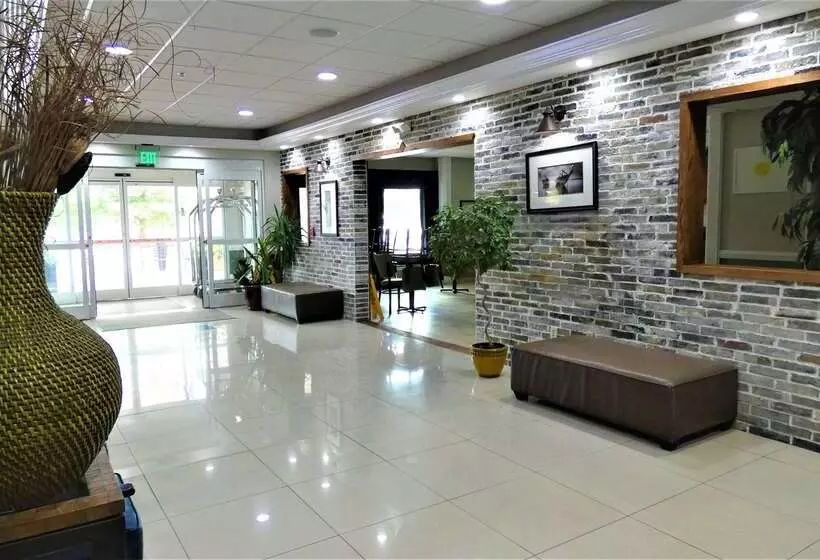 Hotel Days Inn & Suites By Wyndham Savannah North I95