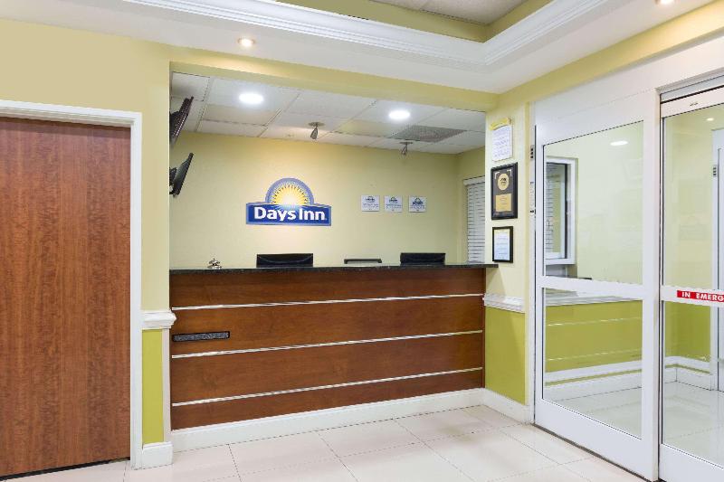 酒店 Days Inn & Suites By Wyndham Savannah North I95
