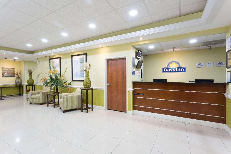 酒店 Days Inn & Suites By Wyndham Savannah North I95