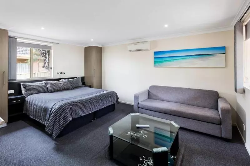 酒店 Dolphin Shores