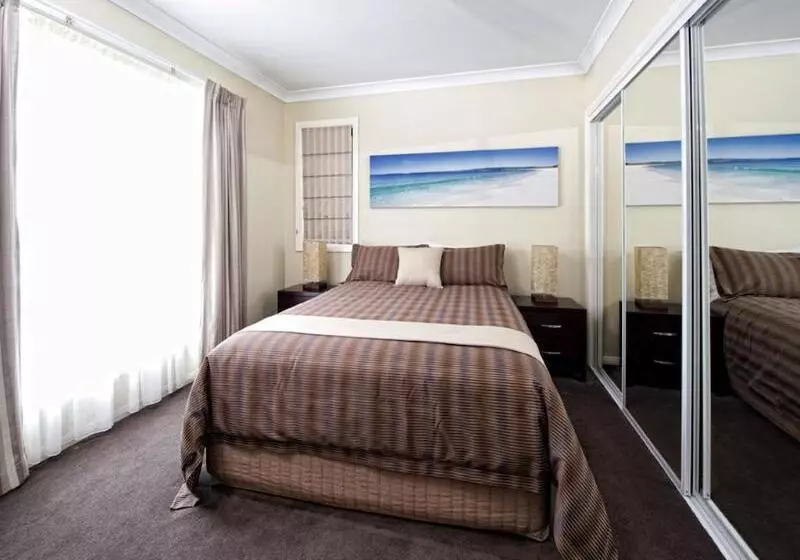 酒店 Dolphin Shores