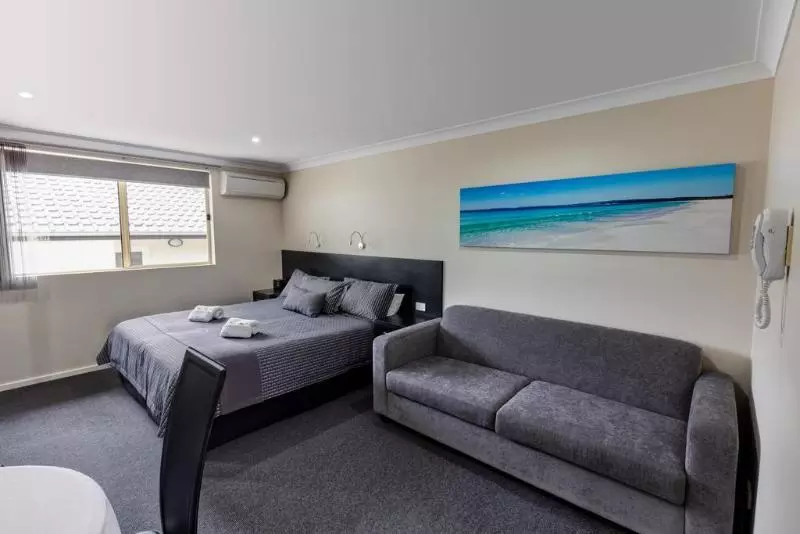 酒店 Dolphin Shores