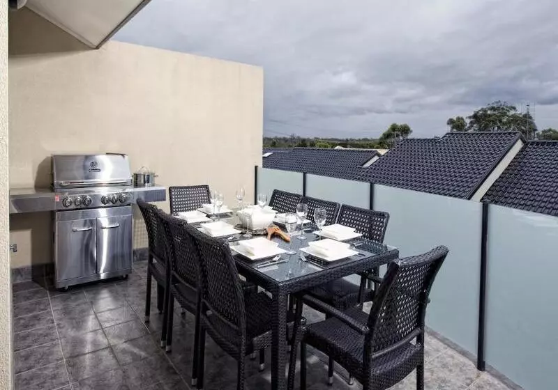 酒店 Dolphin Shores