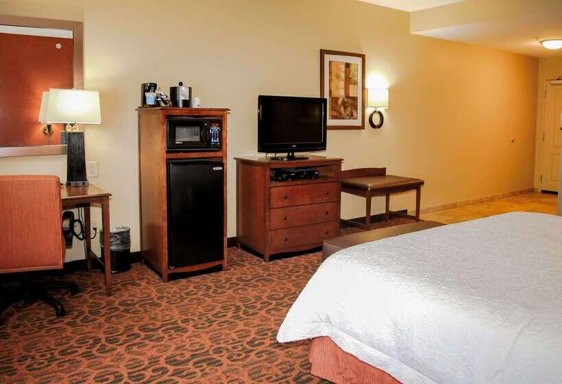 Отель Hampton Inn Matamoras/milford