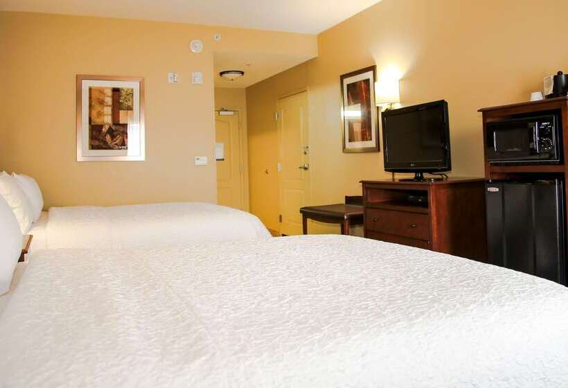 Отель Hampton Inn Matamoras/milford