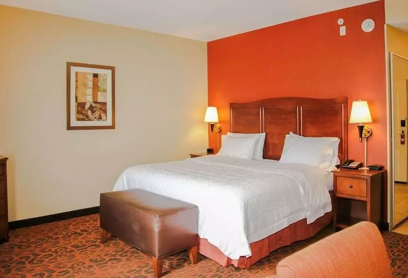 Отель Hampton Inn Matamoras/milford