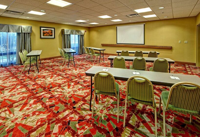 فندق Hampton Inn Quincy