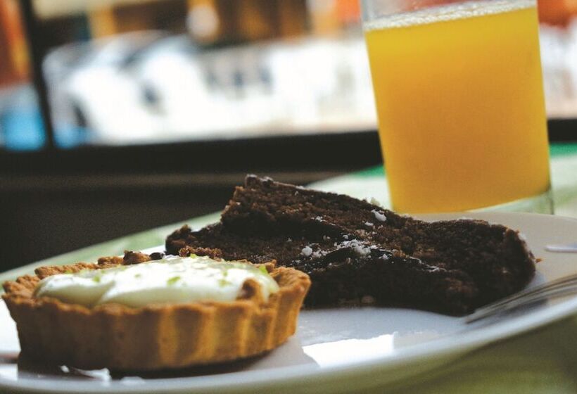 Отель Pousada Paradise