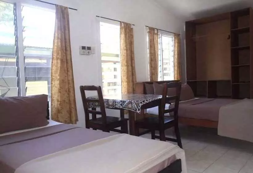 هتل Rendezvous Surf Camp Fiji   Hostel