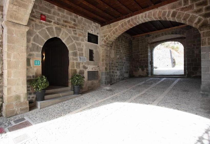 فندق Roncesvalles