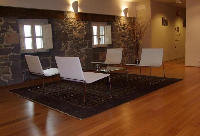 فندق Roncesvalles