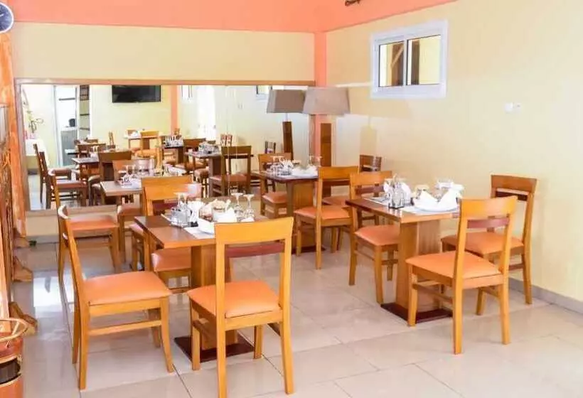 هتل Serena Palace