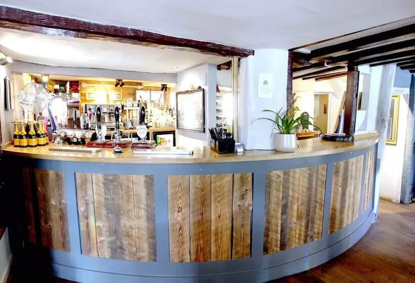 酒店 The White Hart